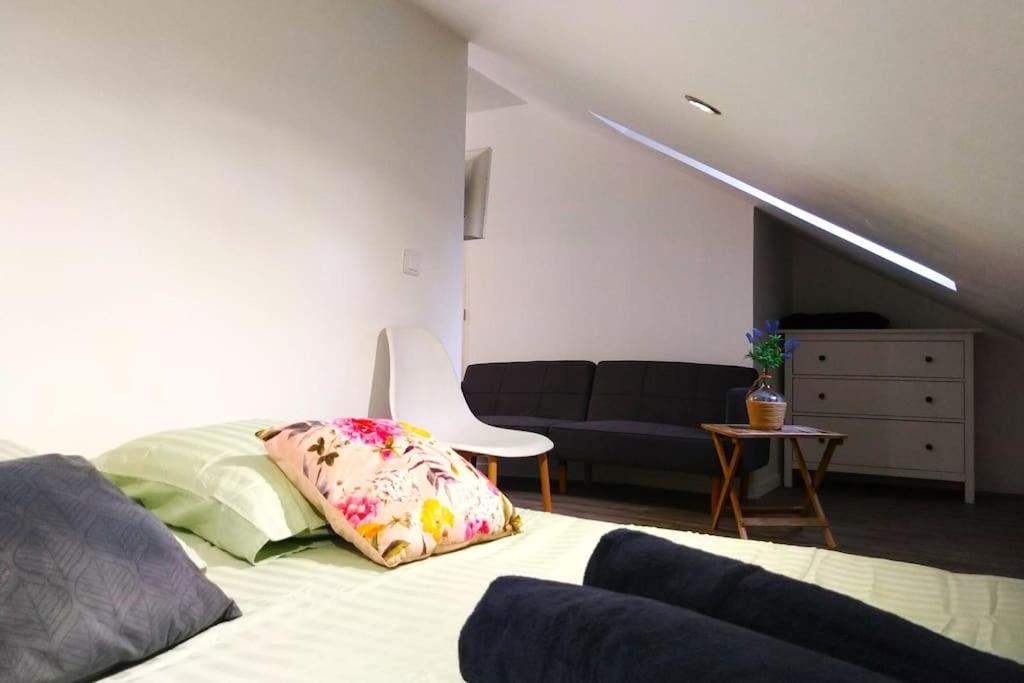 Le Cours Foucault - 3 Appartements - 8 Couchages 蒙托邦 外观 照片